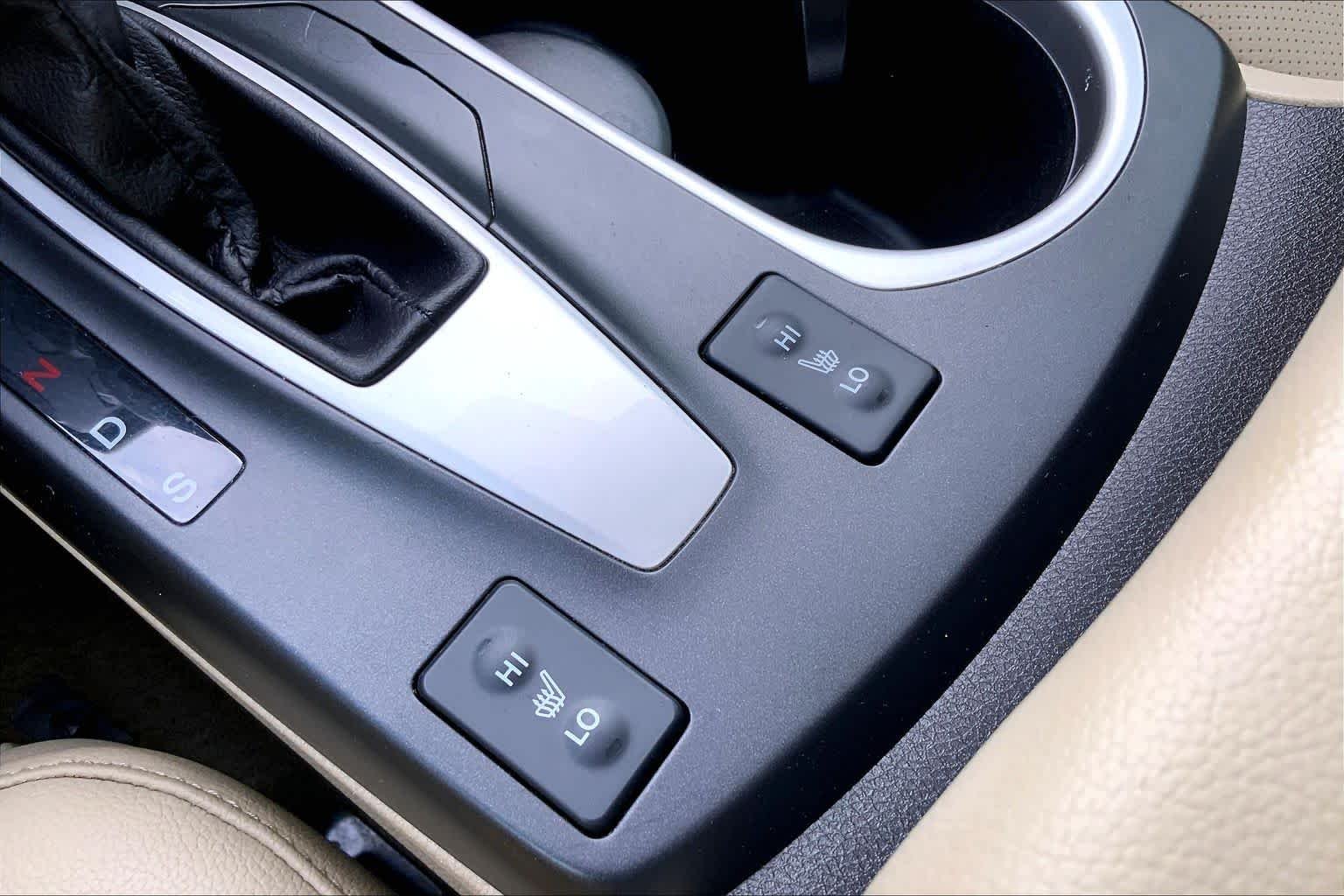 Used 2016 White Diamond Pearl Acura Tech Pkg image 34