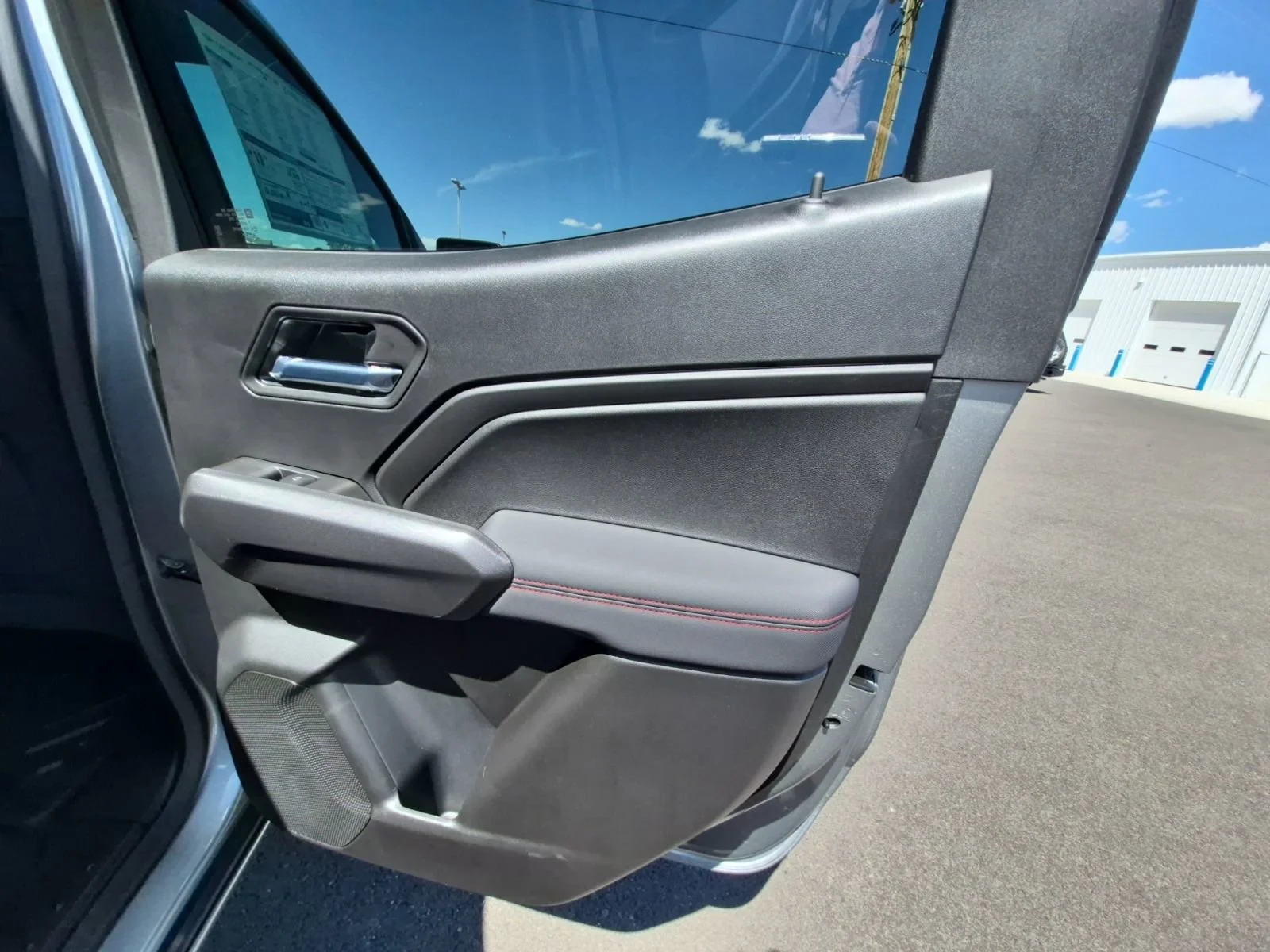 2026 Chevrolet Colorado Z71 - Photo 47