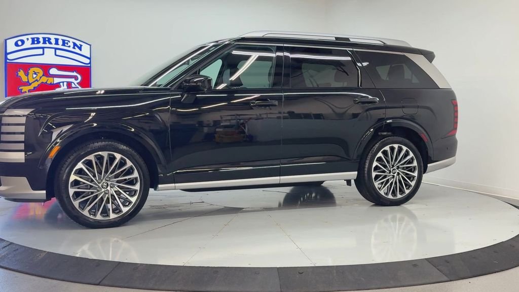 Used 2026 Abyss Black Hyundai Calligraphy image 8