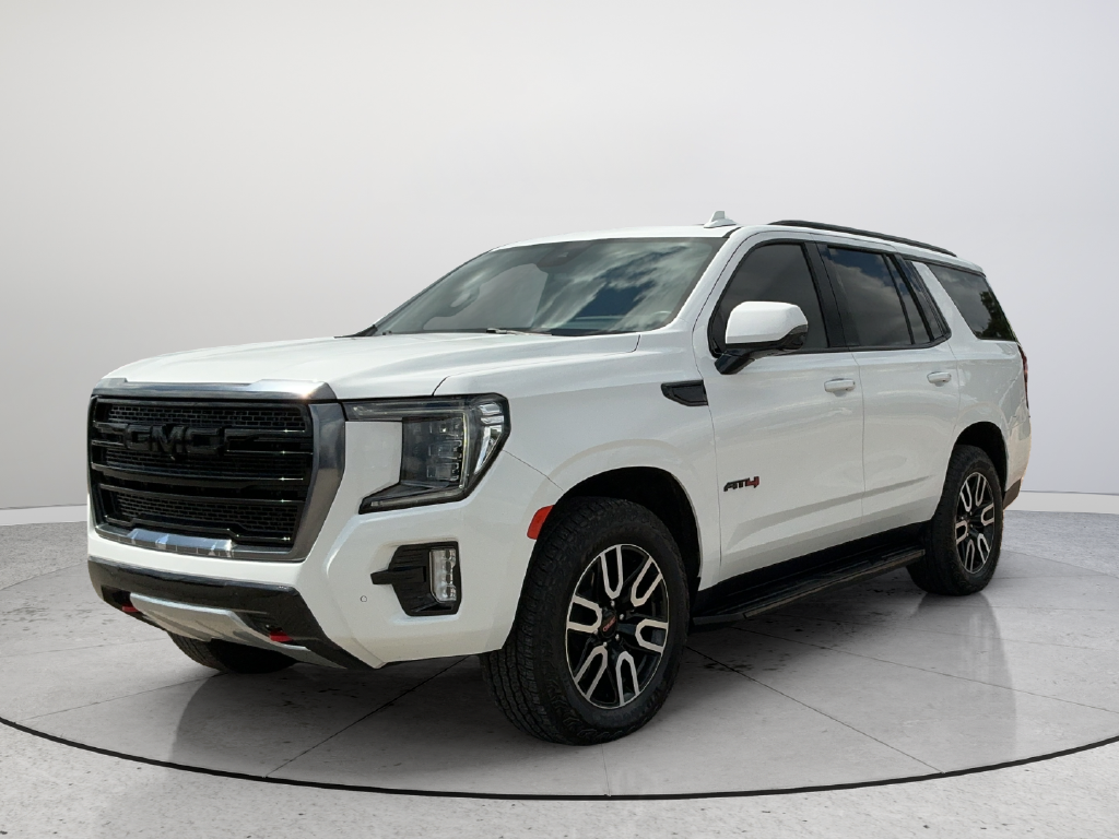Used 2024 White GMC AT4 image 3