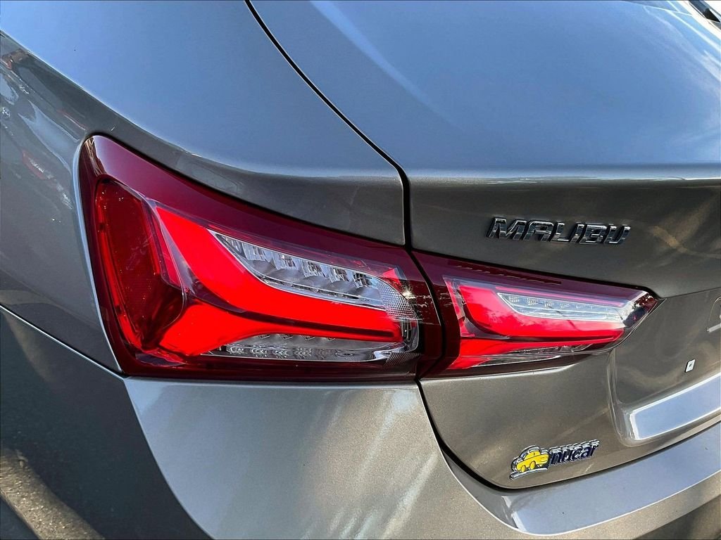 Used 2022 Gray Chevrolet LT image 31