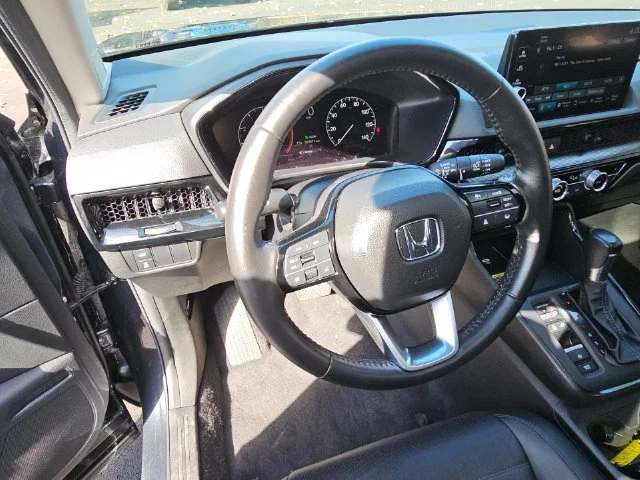Used 2023 Black Honda EX-L image 42