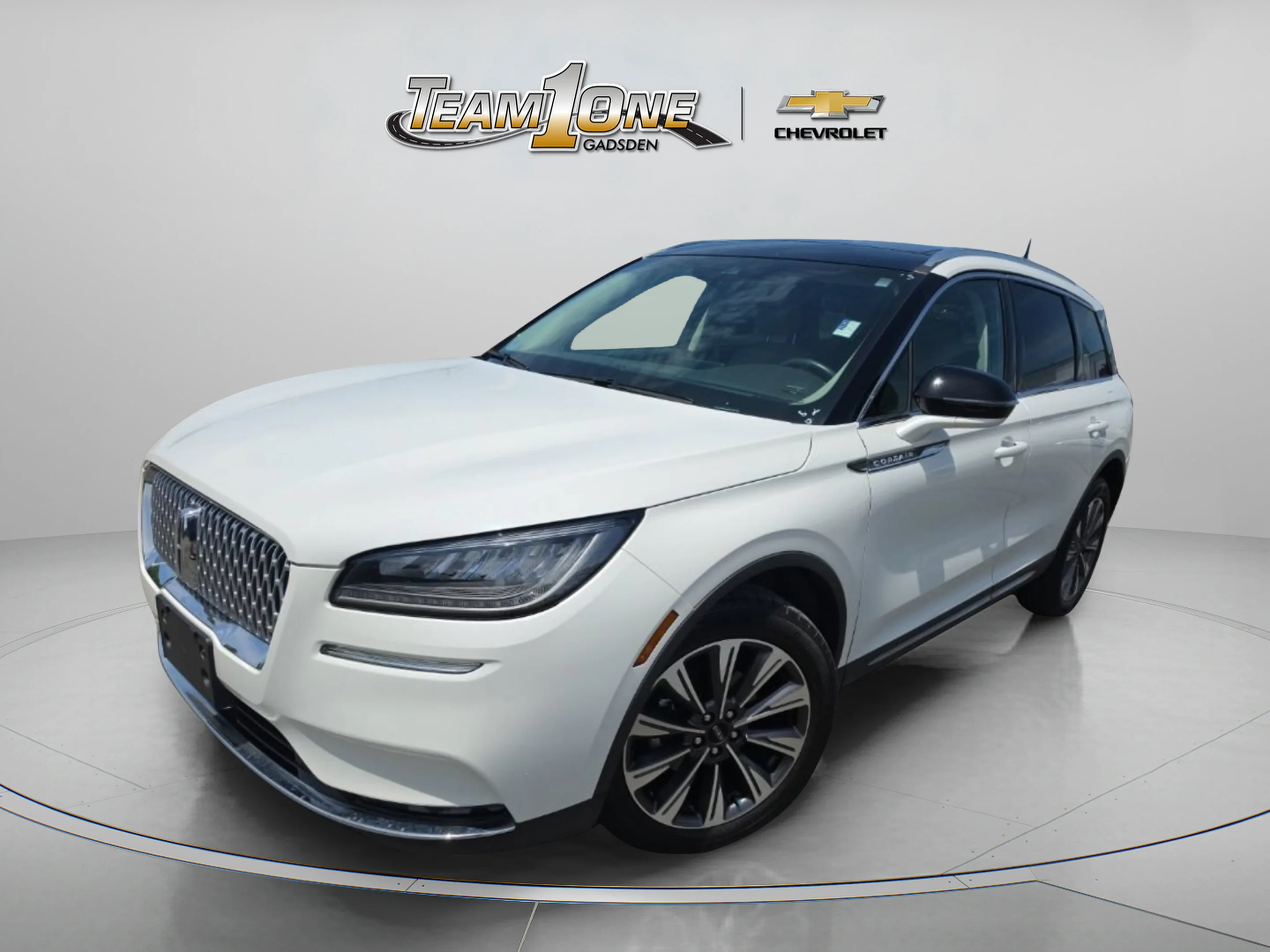 Used 2020 White Lincoln Reserve image 3