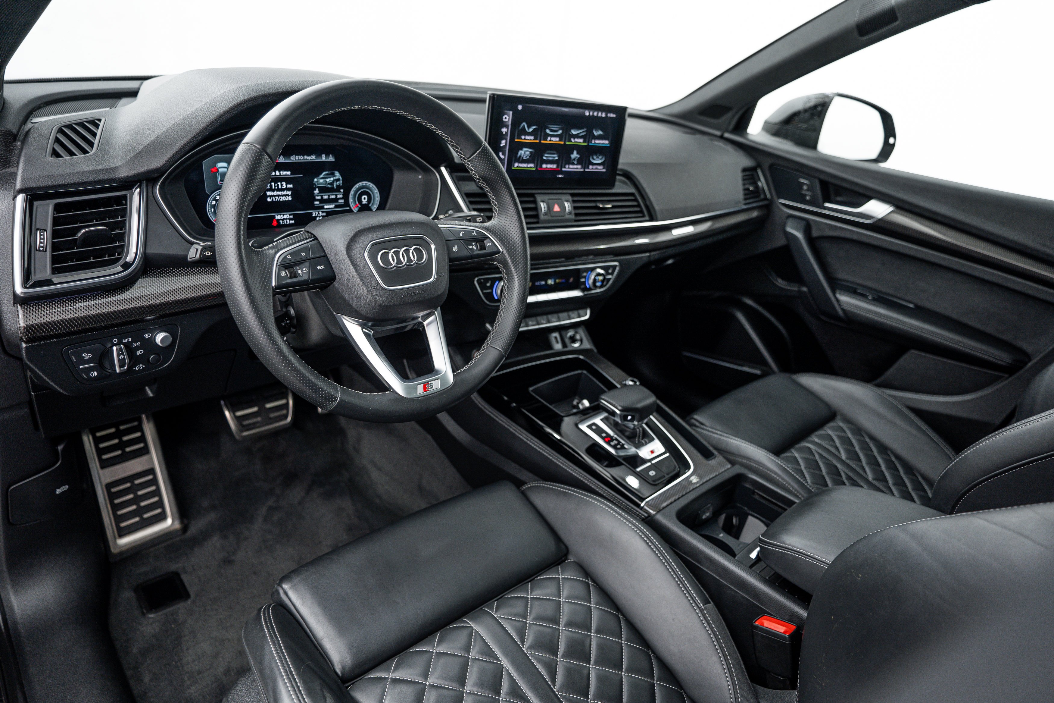 Used 2021 Mythos Black Metallic Audi Prestige image 10