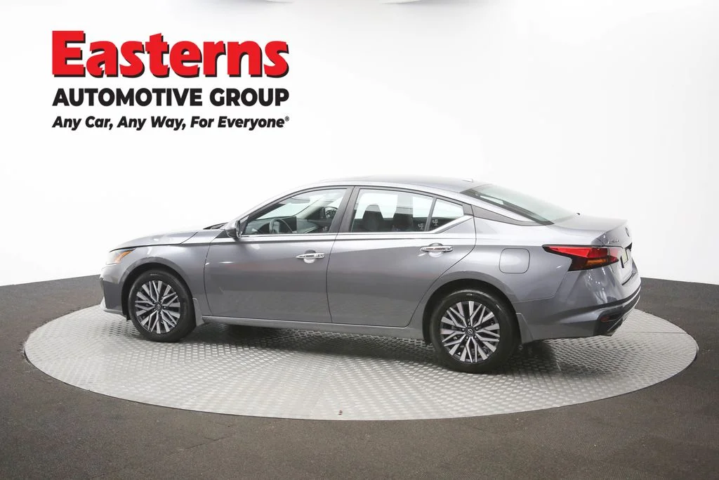 Used 2024 Gray Nissan 2.5 SV image 58