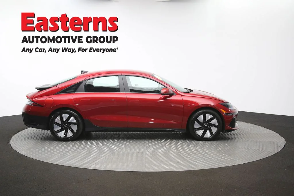 Used 2024 Red Hyundai SE image 46