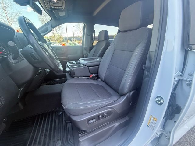 Used 2021 White Chevrolet LT image 21