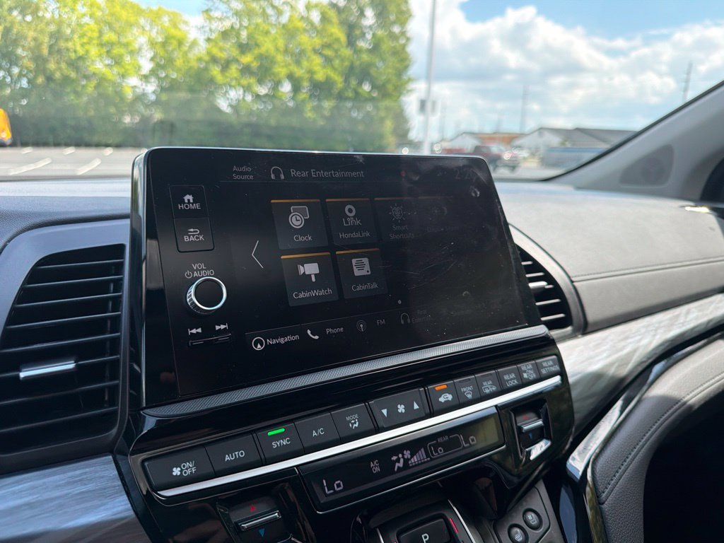 2025 Honda Odyssey Elite - Photo 33