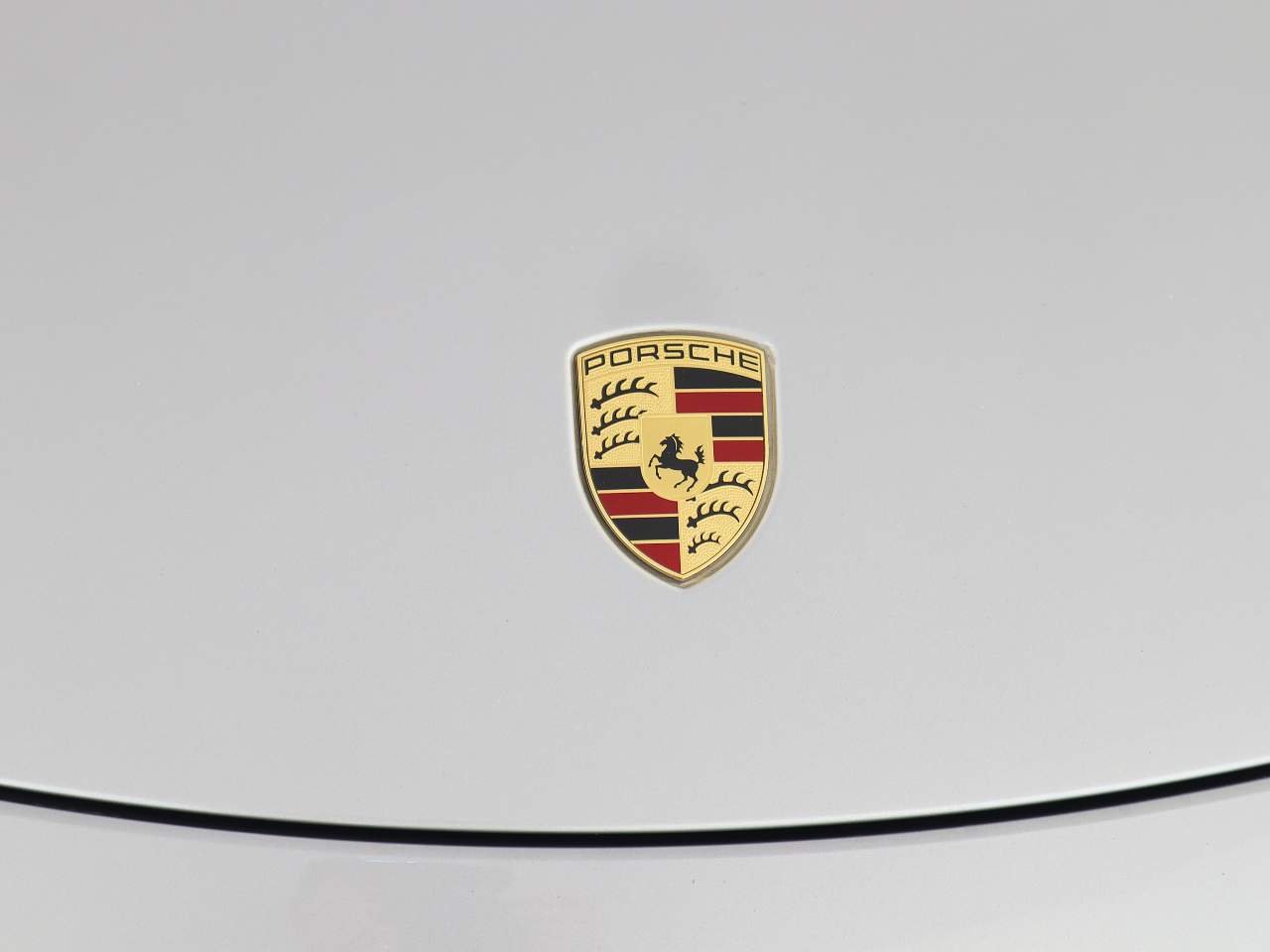 Used 2017 Silver Metallic Porsche Carrera S image 25