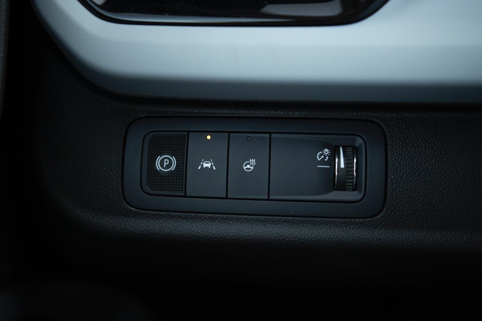 2027 Chevrolet Bolt RS - Photo 20