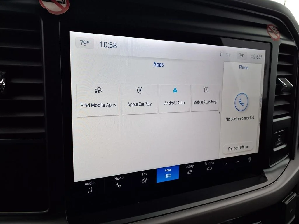 Used 2025 Silver Ford XLT image 12