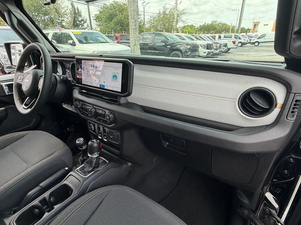 Used 2024 Black Jeep Sport S image 15