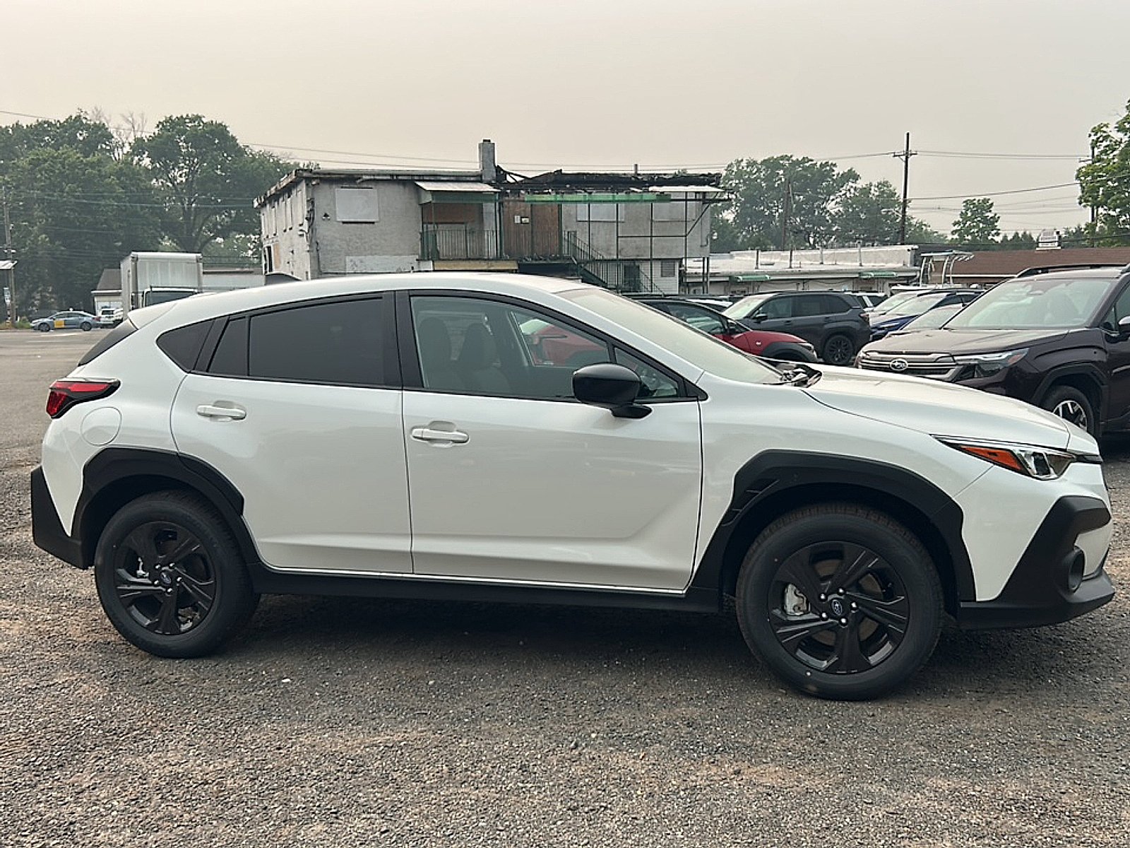 New 2026 CRYSTAL WHITE PEARL Subaru Base image 5