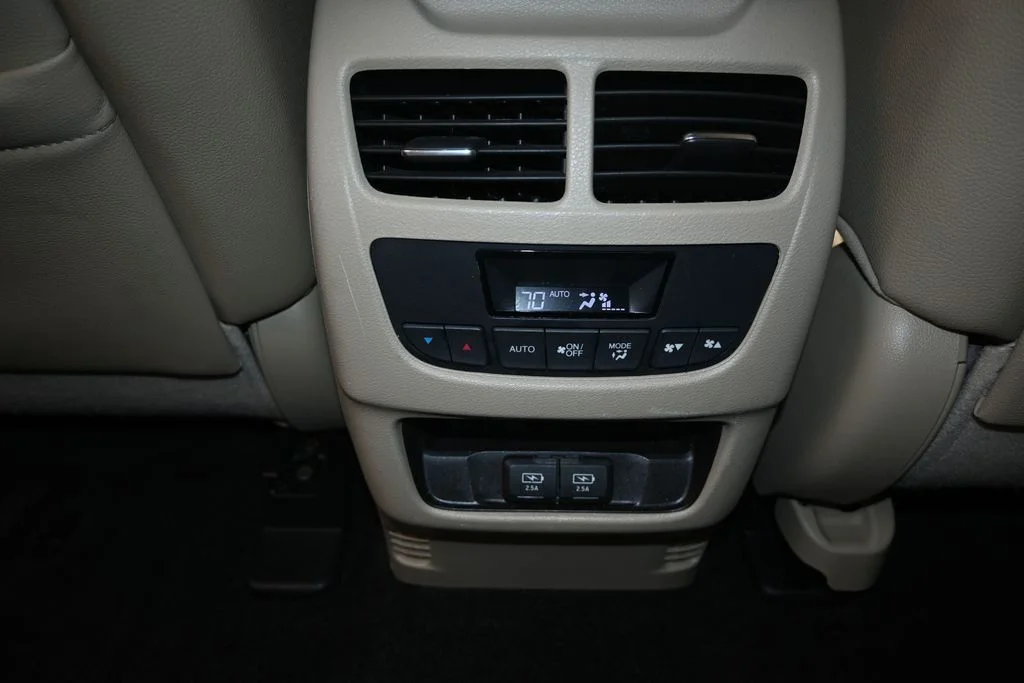 Used 2017 White Diamond Pearl Acura 3.5L image 11