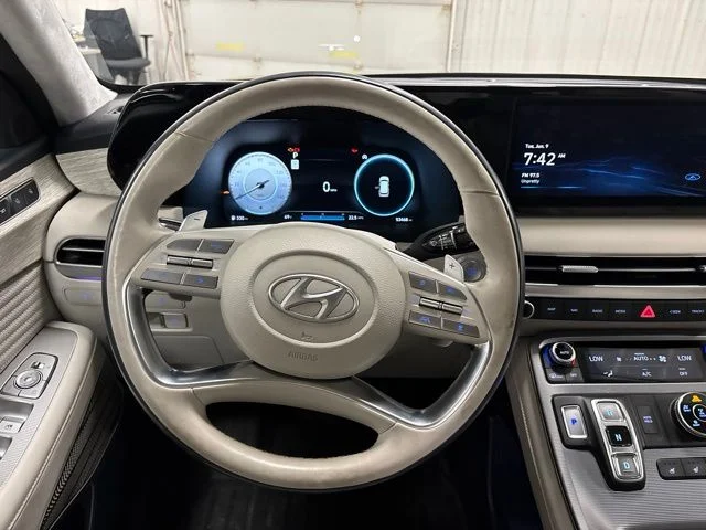 Used 2023 Black Hyundai Calligraphy image 16
