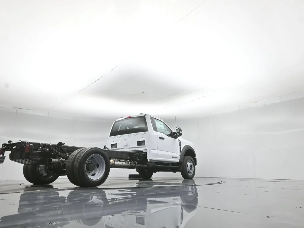 New 2026 Oxford White Ford XL image 40