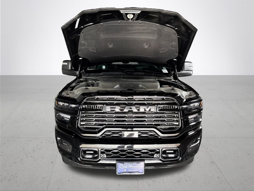 New 2026 Diamond Black Crystal Pearl-Coat Exterior Paint RAM Big Horn image 22