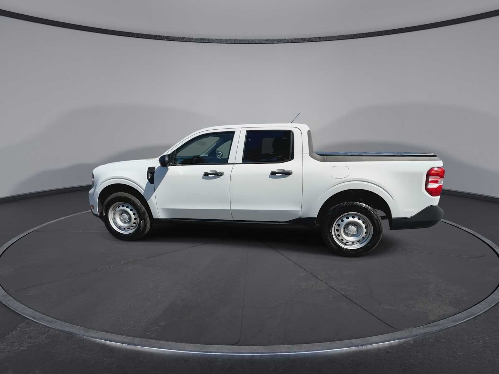 Used 2025 Oxford White Ford XL image 5