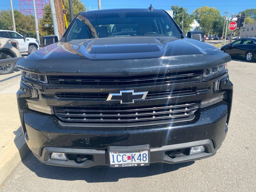 Used 2019 Chevrolet Silverado 1500 RST with VIN 3GCUYEED3KG158978 for sale in Kansas City