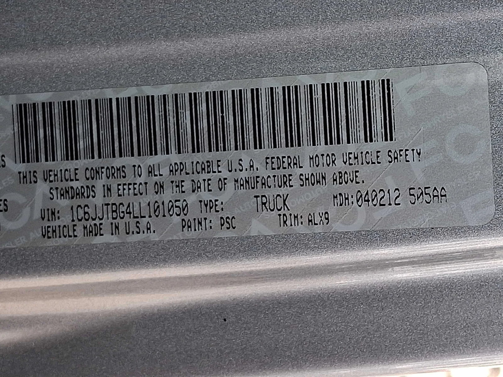 Used 2020 Billet Silver Clearcoat Metallic Jeep Rubicon image 52