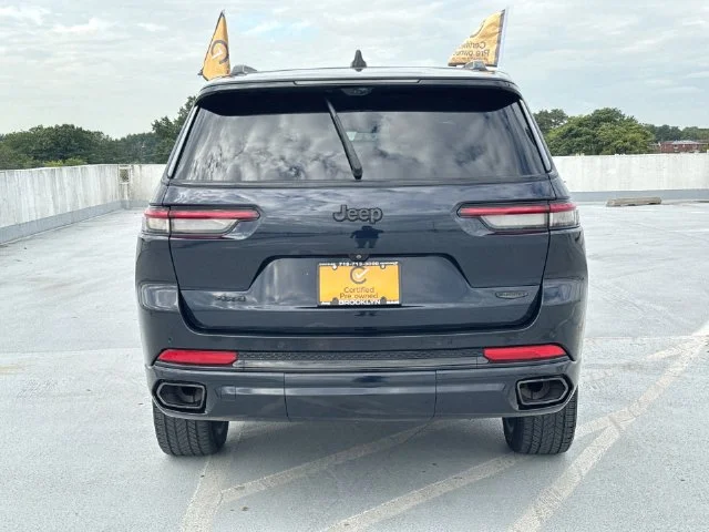 Certified Used 2023 Black Jeep Summit image 6