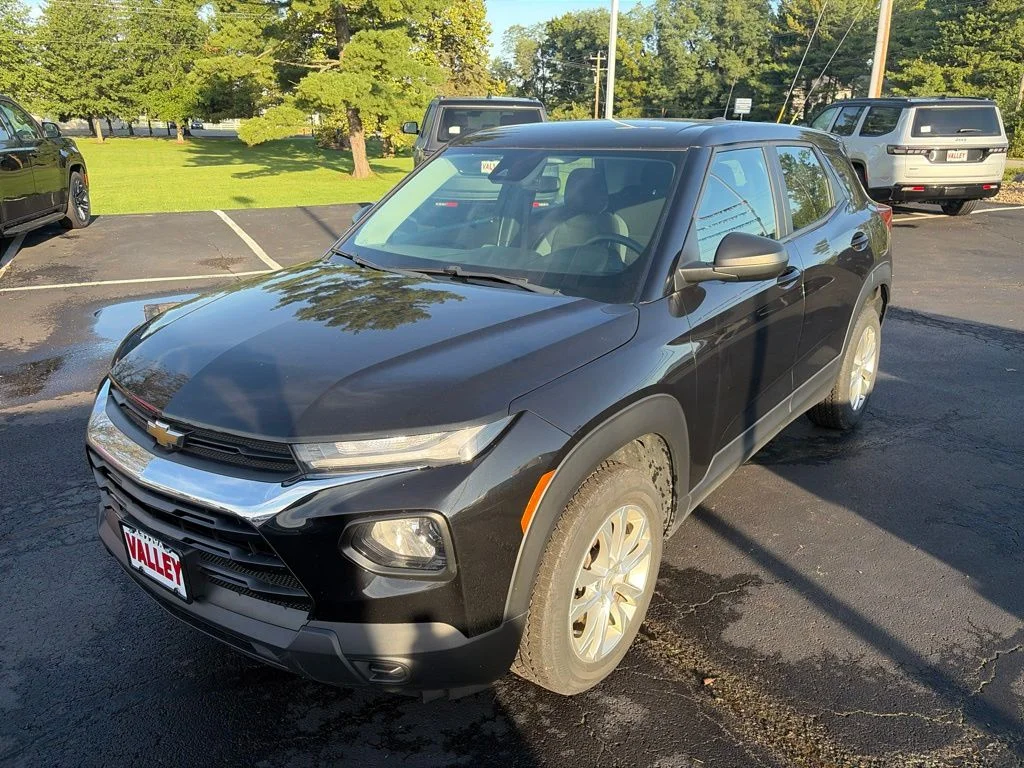 Used 2021 Chevrolet Trailblazer LS with VIN KL79MNSL8MB131846 for sale in Wellington, OH