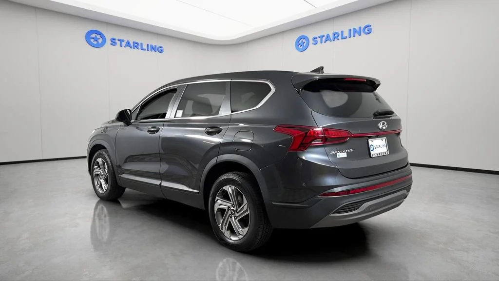 Used 2021 Gray Hyundai SE image 5