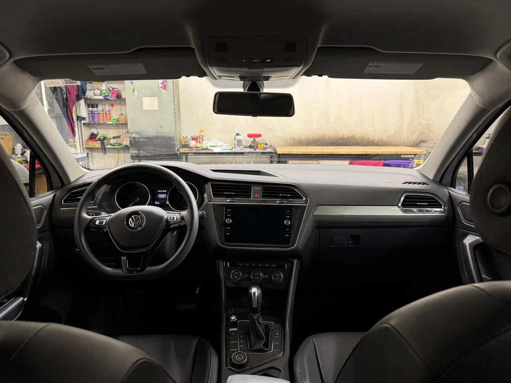 Used 2020 White Volkswagen 2.0T SE image 26