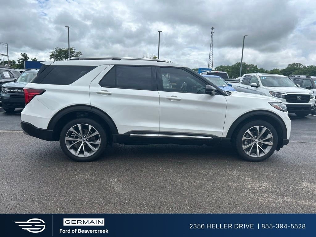 Used 2025 White Metallic Ford Platinum image 8
