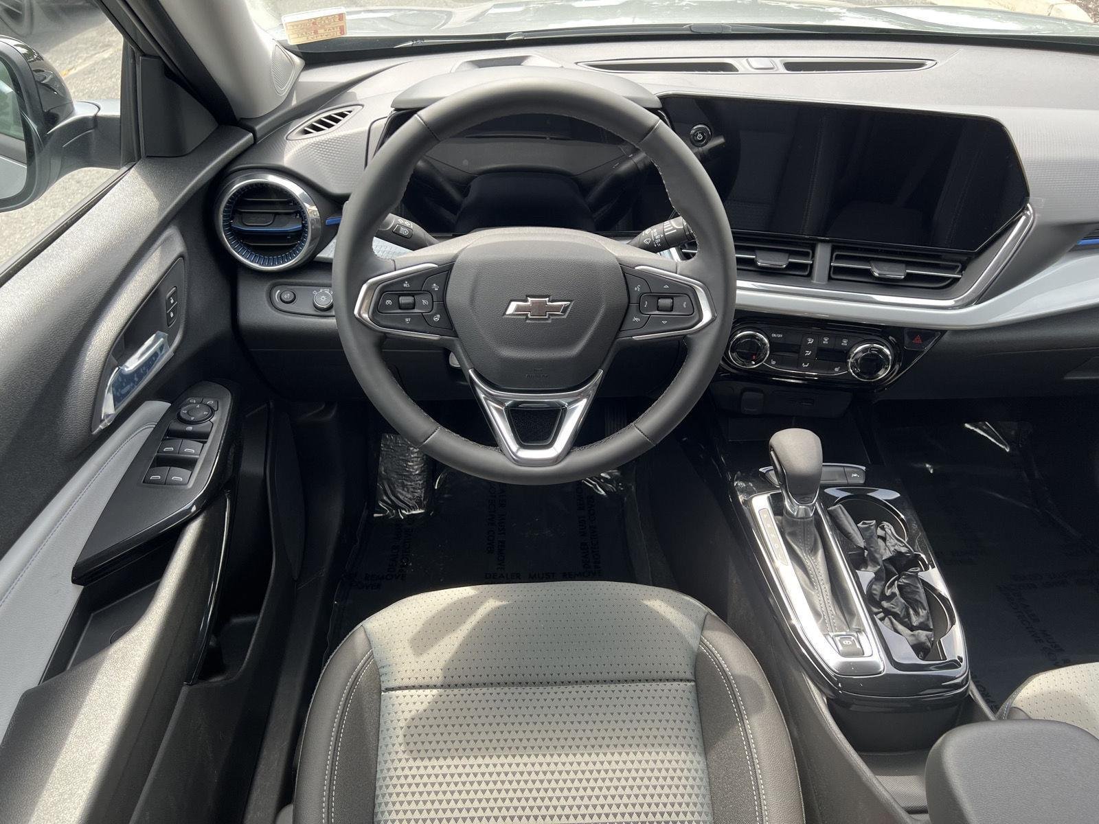 2026 Chevrolet Trax LT - Photo 30