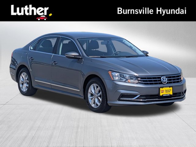 2016 Volkswagen Passat 1.8T R-Line