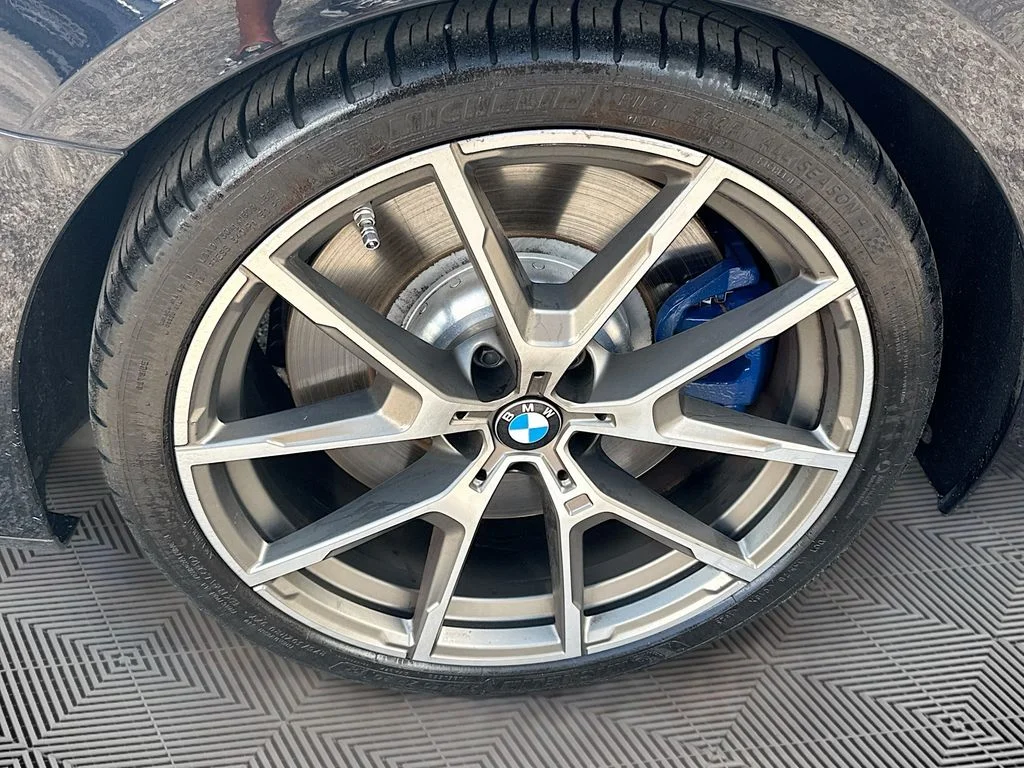 Used 2019 Black BMW M850i xDrive image 32