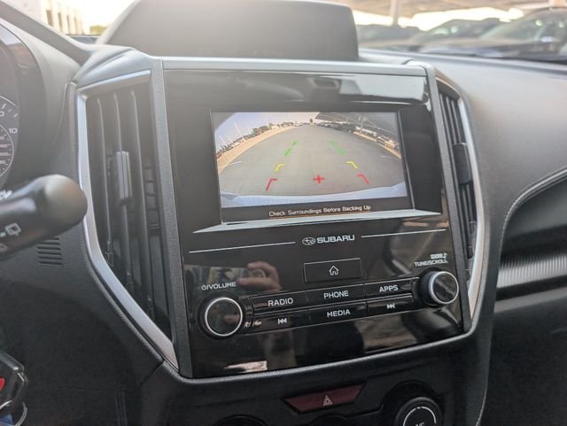 Used 2020 White Subaru Base image 16