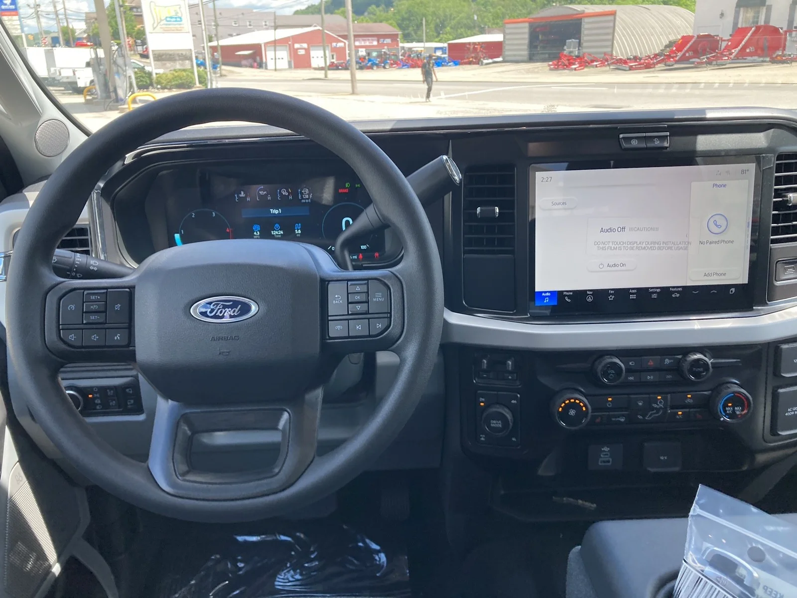 New 2026 Oxford White Ford F-350® XLT image 9