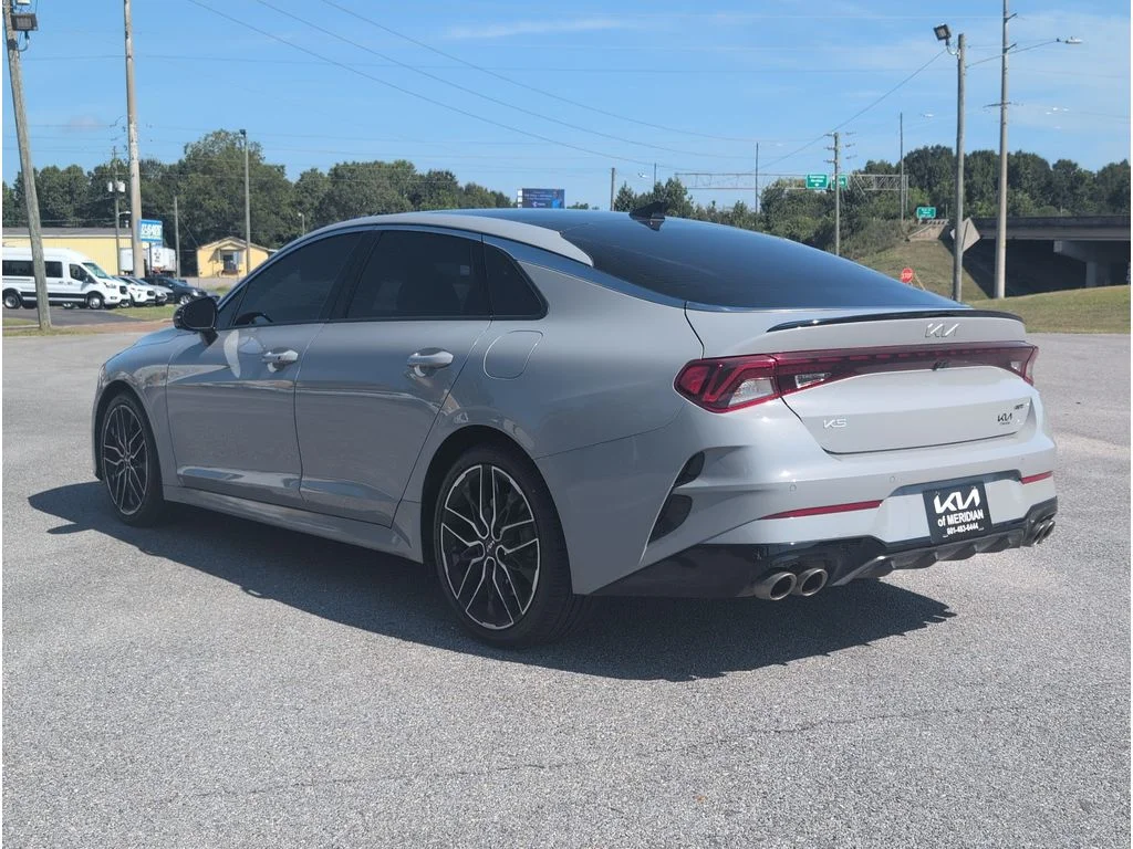 Used 2024 wolf gray Kia GT DCT FWD image 3