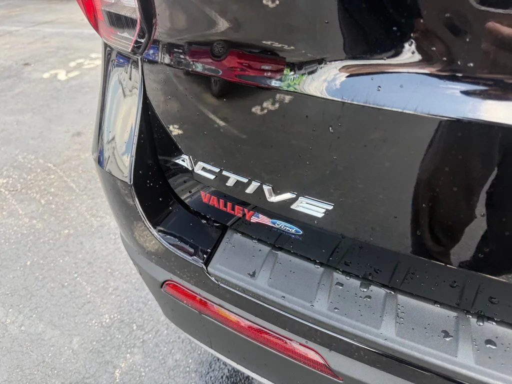 New 2026 Agate Black Metallic Ford Active image 42