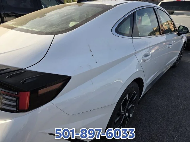 Used 2024 White Hyundai SEL image 8
