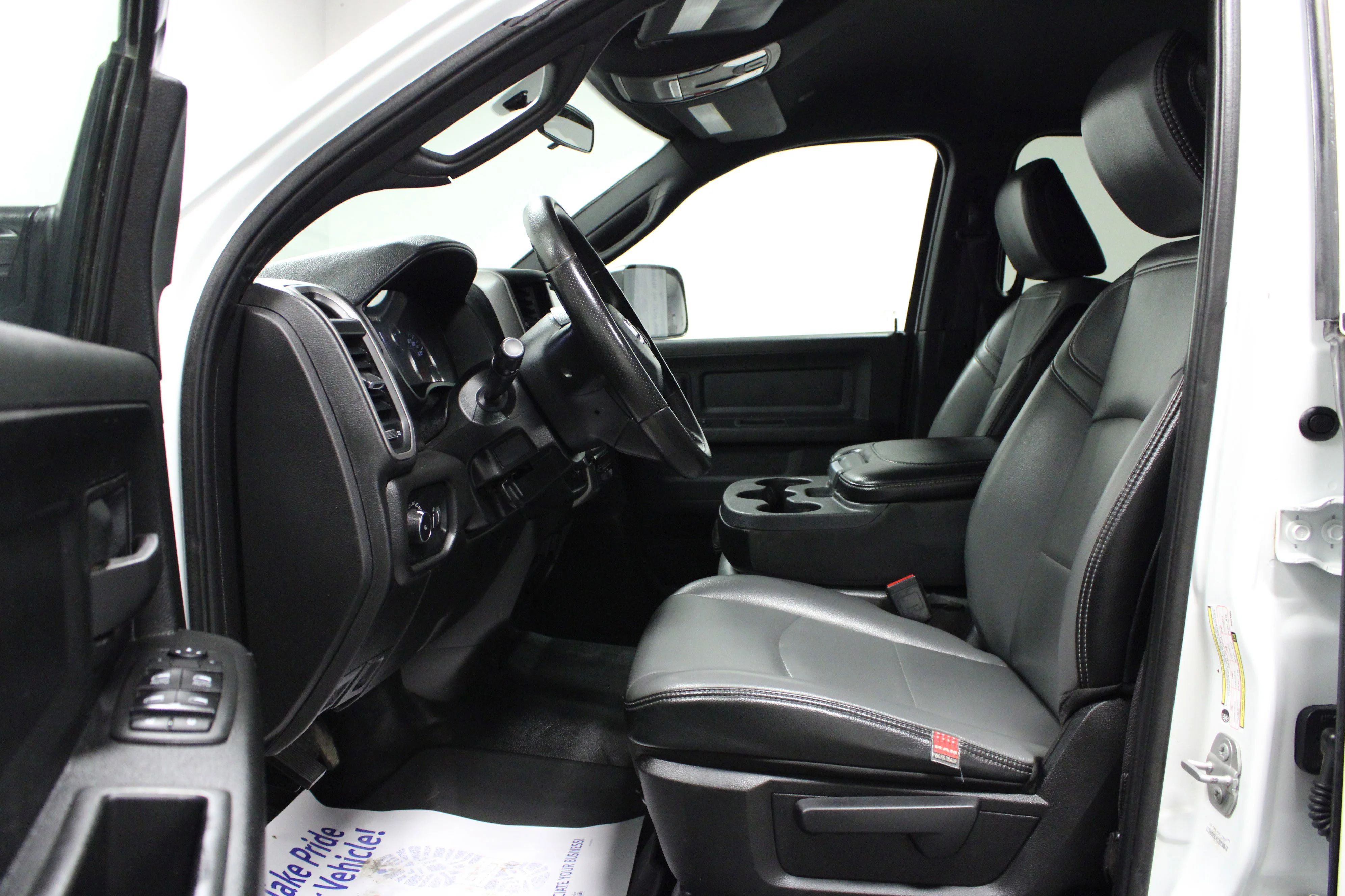 Used 2022 Bright White Clearcoat Ram Tradesman image 12