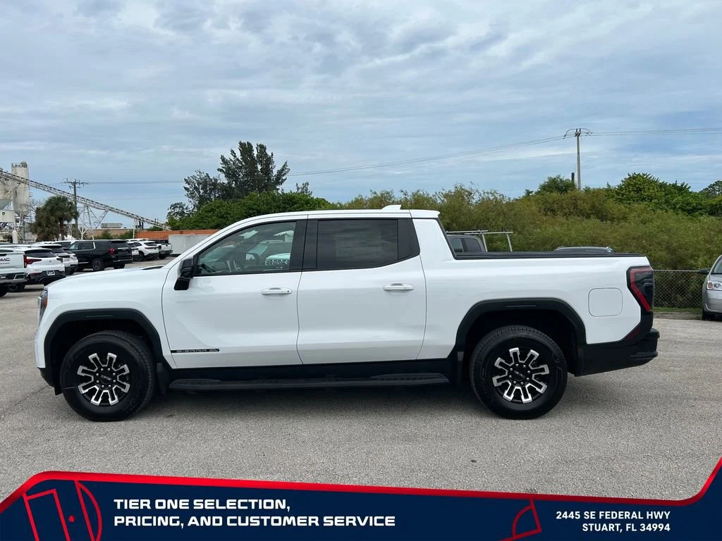New 2026 Summit White GMC Elevation Extended Range image 4