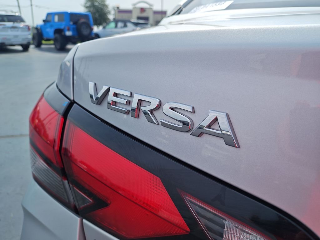 Used 2025 Silver Nissan 1.6 SV image 26