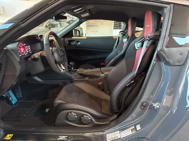 New 2027 Stealth Gray/Super Black Nissan NISMO image 24