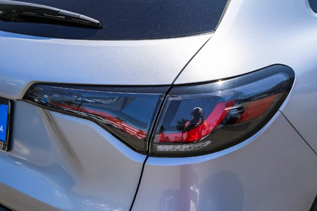 New 2027 Solar Silver Metallic Honda LX image 8