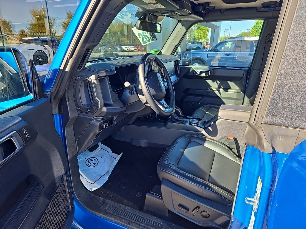 Used 2025 Blue Metallic Ford Badlands image 15