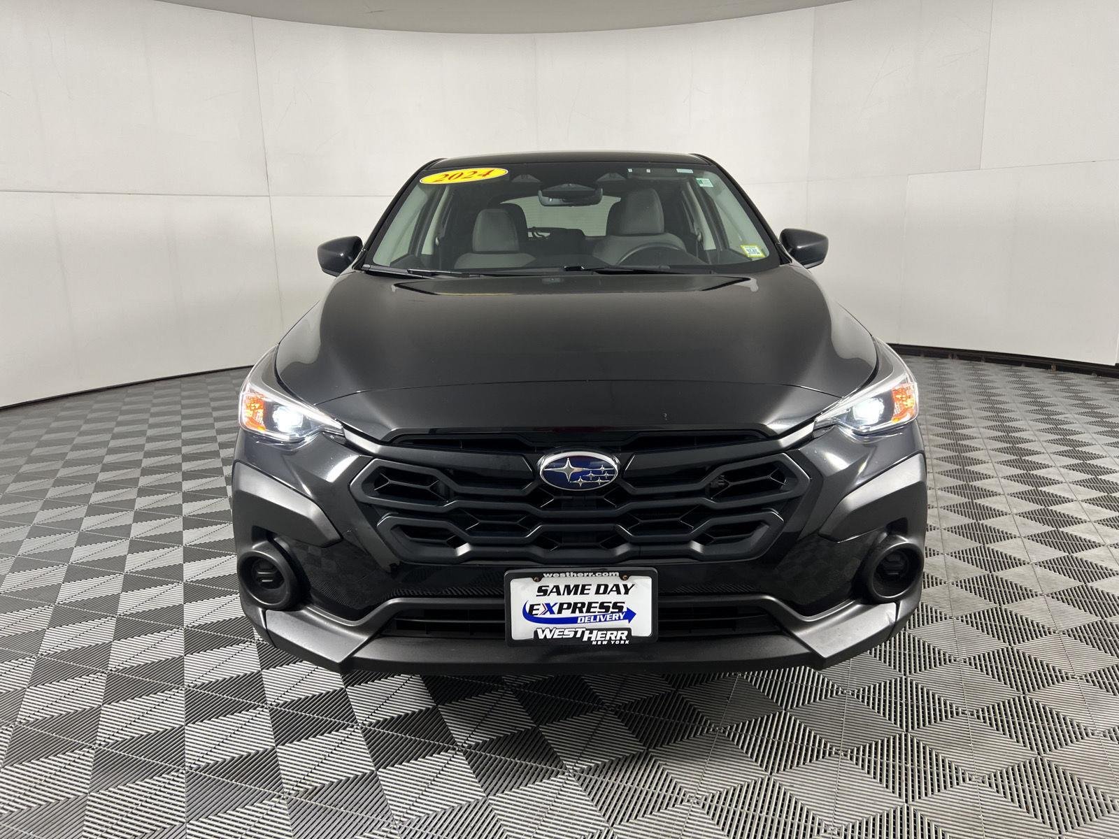 Used 2024 Crystal Black Silica Subaru Base image 17