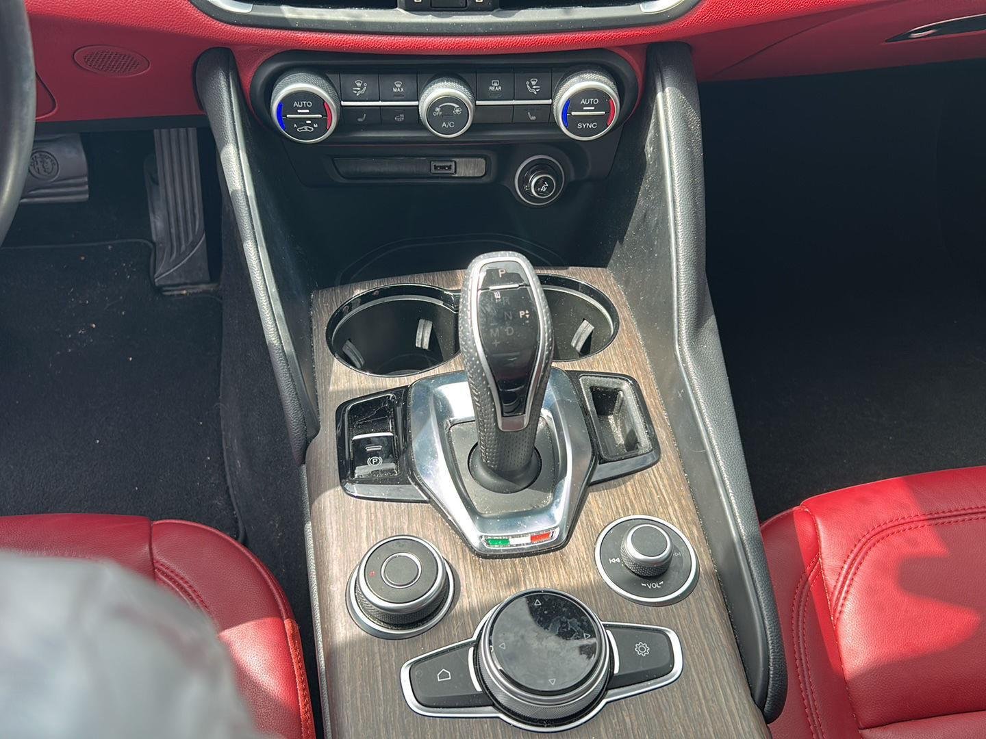 Used 2020 Alfa White Alfa Romeo Ti image 13