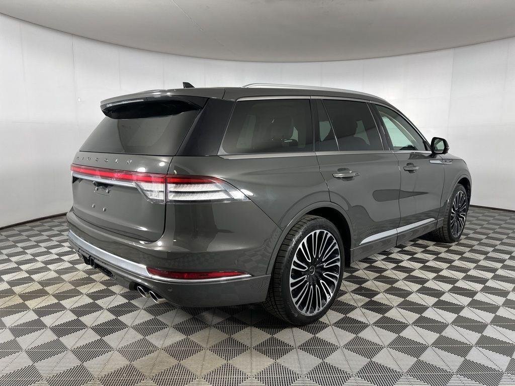 Used 2024 Dark Gray Metallic Lincoln Black Label image 27