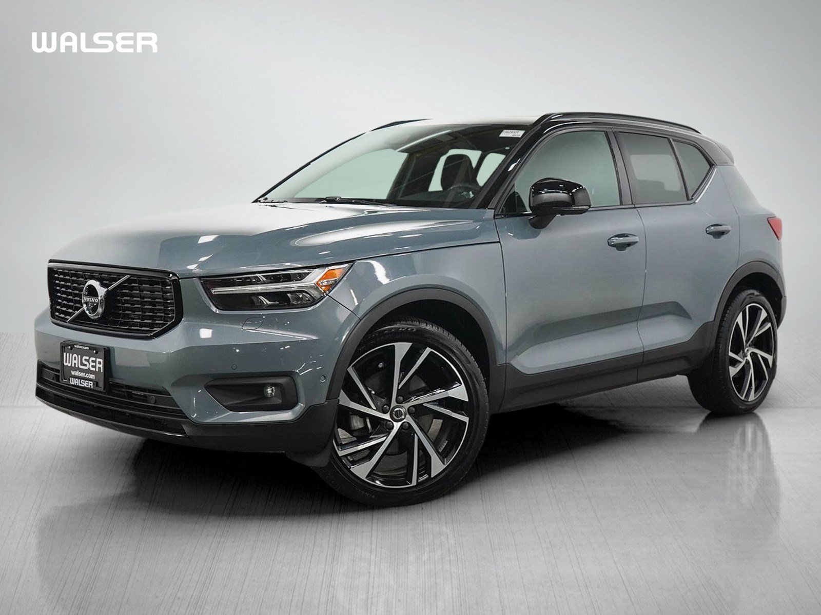 2020 Volvo XC40