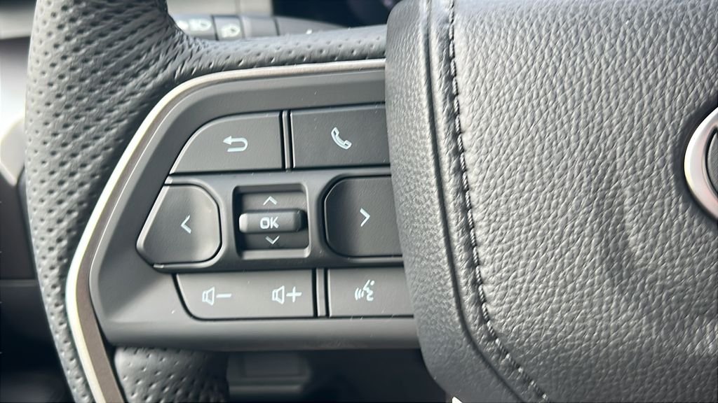 2026 Toyota Tacoma TRD Sport - Photo 18
