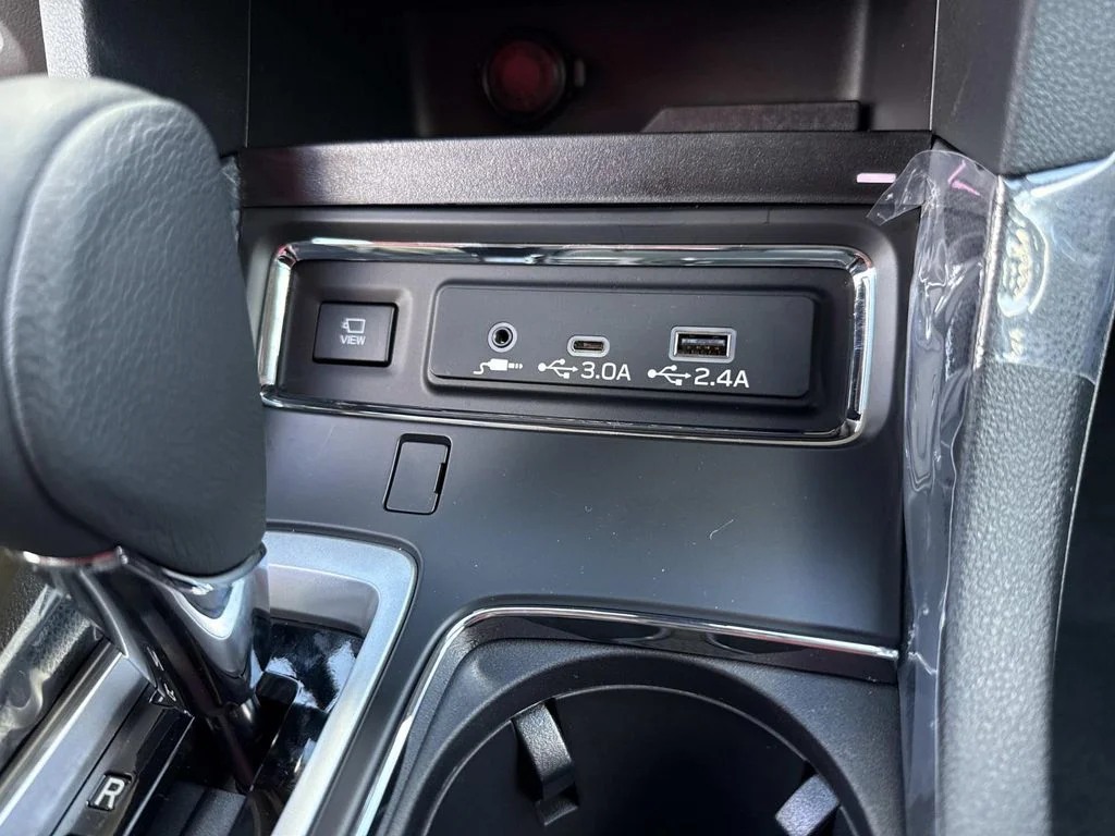 New 2026 CRIMSON RED PEARL Subaru Limited 7-Passenger image 32