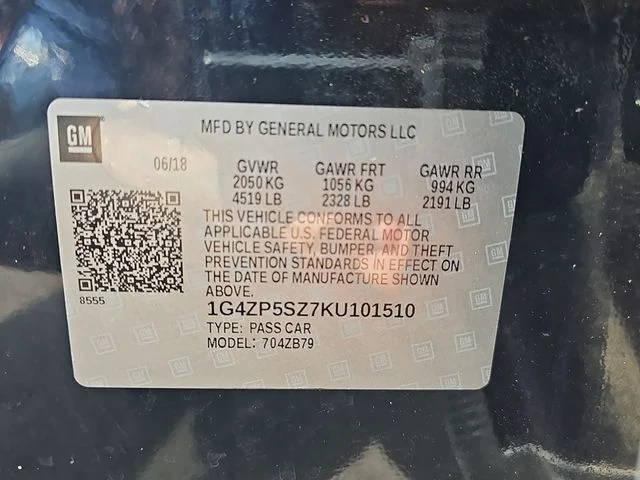 Used 2019 Black Buick Essence image 36